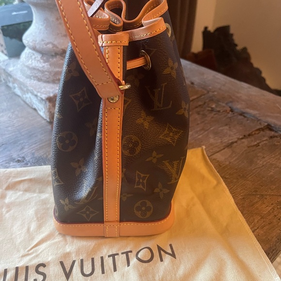 Louis Vuitton Mini Noe Bag - Picture 4 of 9